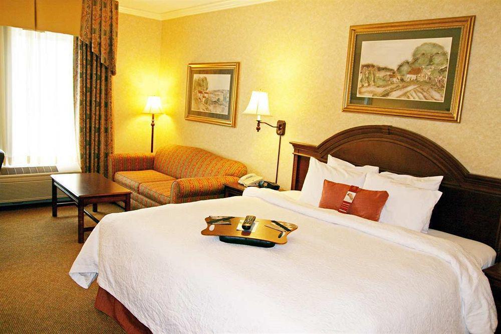 Hampton Inn Coventry-Warwick Area Δωμάτιο φωτογραφία