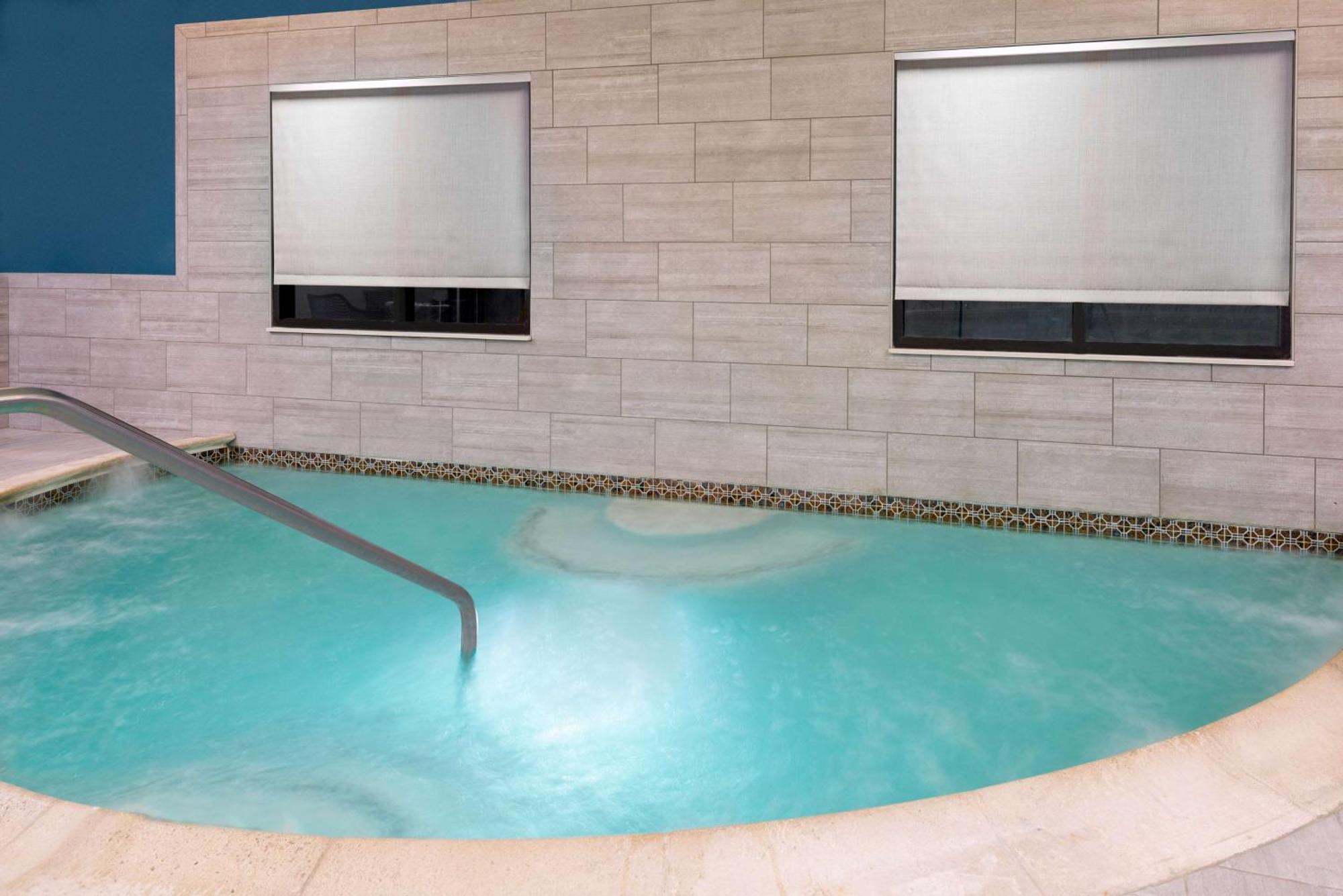 Hampton Inn Coventry-Warwick Area Εξωτερικό φωτογραφία