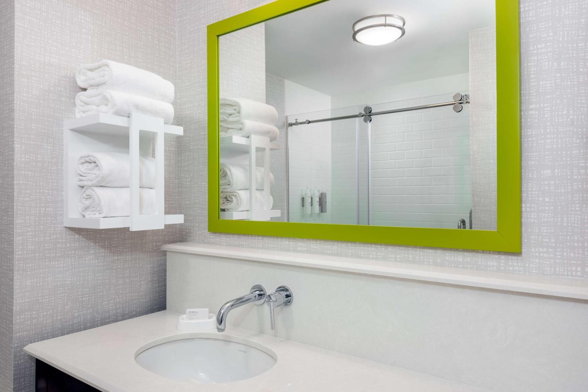 Hampton Inn Coventry-Warwick Area Εξωτερικό φωτογραφία