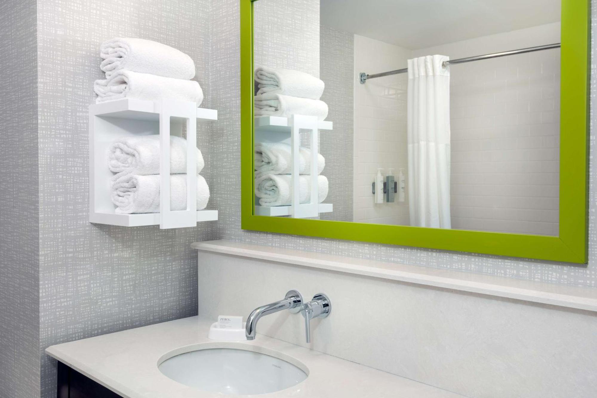 Hampton Inn Coventry-Warwick Area Εξωτερικό φωτογραφία