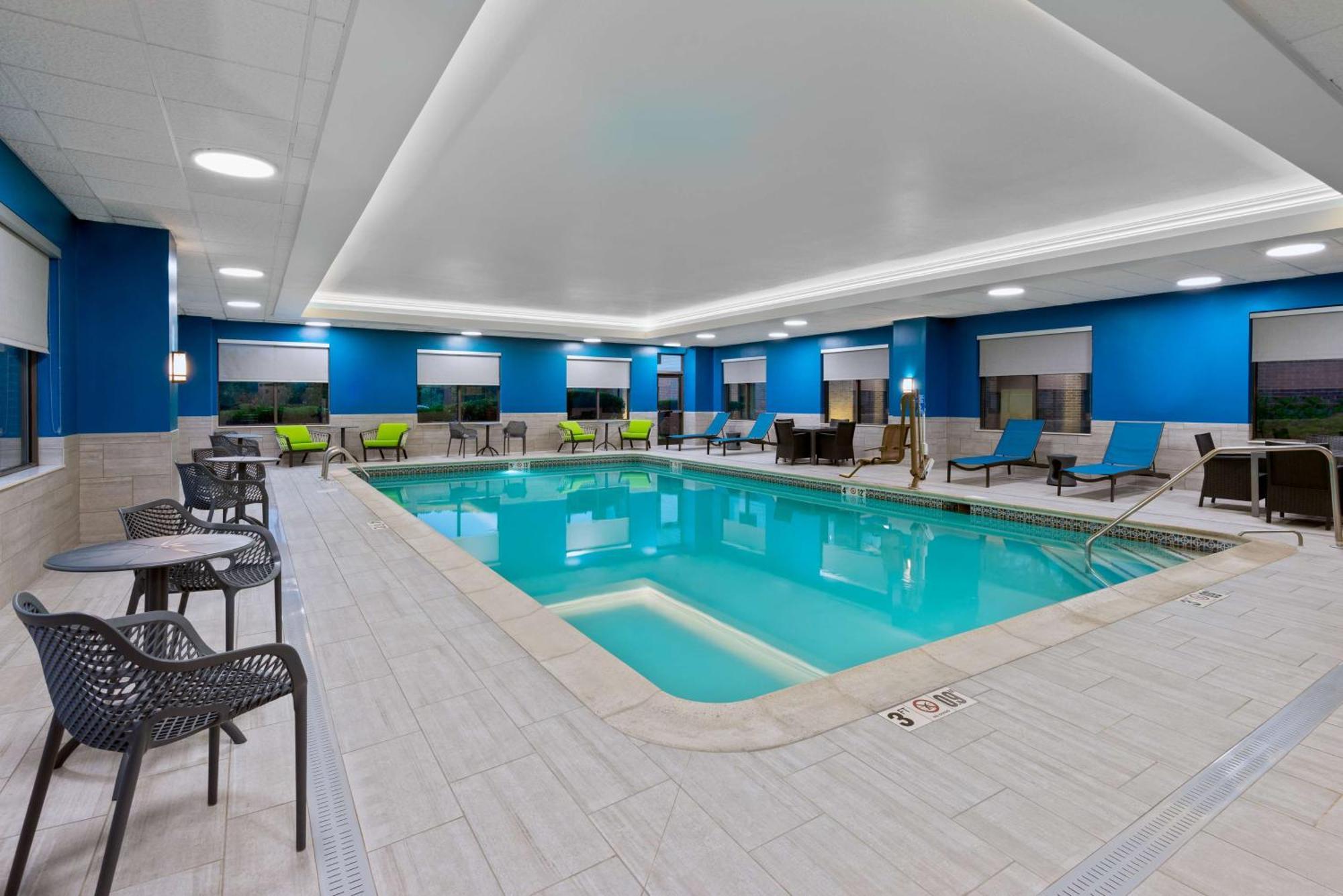 Hampton Inn Coventry-Warwick Area Εξωτερικό φωτογραφία