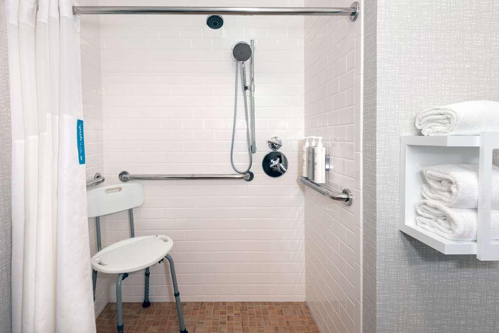 Hampton Inn Coventry-Warwick Area Δωμάτιο φωτογραφία