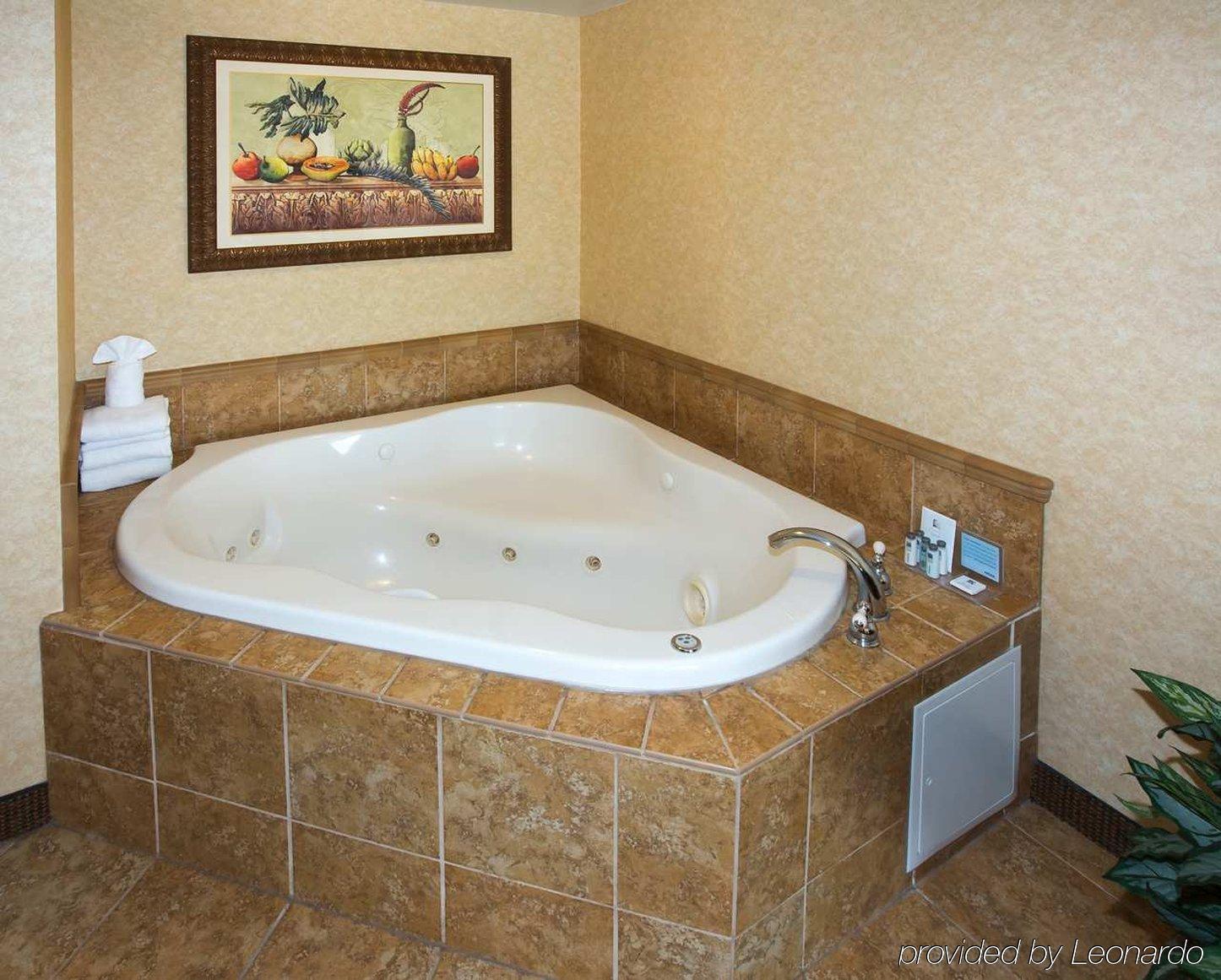Hampton Inn Coventry-Warwick Area Δωμάτιο φωτογραφία